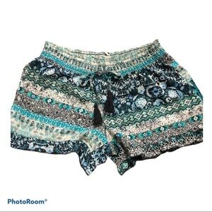 Hot Kiss Printed  Ruffled Hem Tassel Shorts